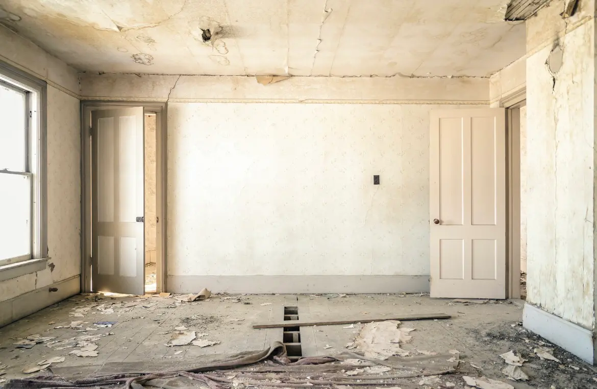 Waste disposal crew managing a cleanout project in Spotsylvania Courthouse